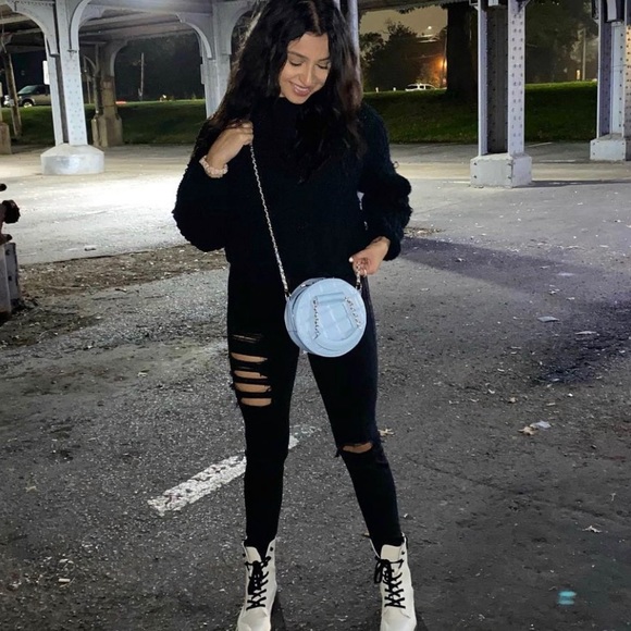 TRESLUX Blue Circle Crossbody Bag - Picture 4 of 5